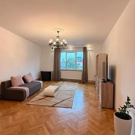 Iulius Boutique Apartment *